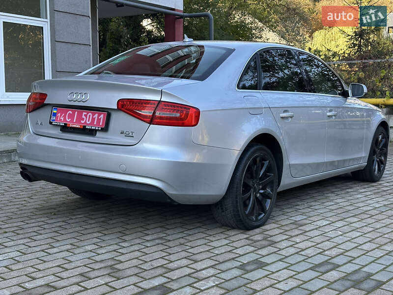 Седан Audi A4 2013 в Львове