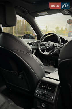 Седан Audi A4 2017 в 