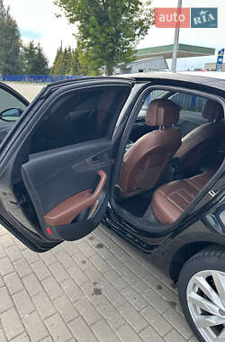 Седан Audi A4 2016 в 