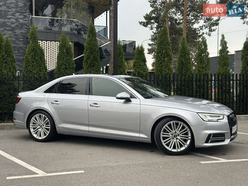Седан Audi A4 2018 в Киеве