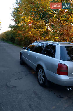 Універсал Audi A4 2000 в 