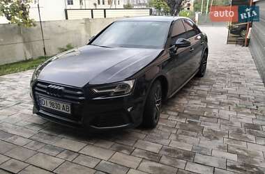 Седан Audi A4 2016 в  фото 2 Седан Audi A4 2016 в