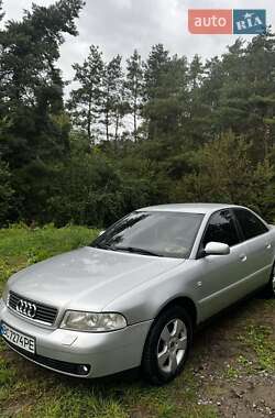 Седан Audi A4 2000 в Золочеве