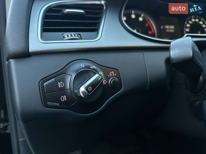Седан Audi A4 2012 в Львові фото 20 Седан Audi A4 2012 в Львові
