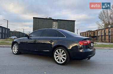 Седан Audi A4 2013 в 