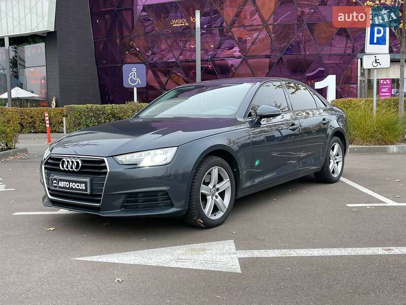 Седан Audi A4 2018 в Києві фото 3 Седан Audi A4 2018 в Києві