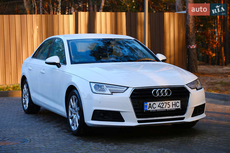 Audi A4 2017 Audi A4 2017