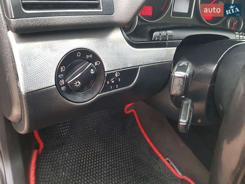 Седан Audi A4 2001 в Мене фото 23 Седан Audi A4 2001 в Мене