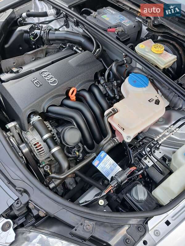 Универсал Audi A4 2006 в Хороле