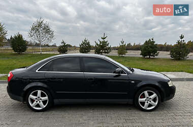 Седан Audi A4 2003 в  фото 5 Седан Audi A4 2003 в