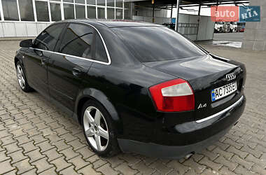 Седан Audi A4 2003 в  фото 12 Седан Audi A4 2003 в