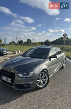 Седан Audi A4 2012 в Львові