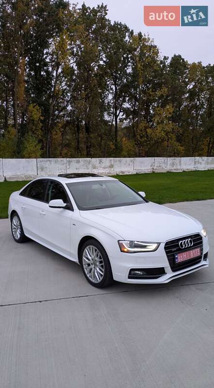 Седан Audi A4 2015 в Луцке