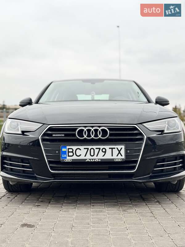 Седан Audi A4 2016 в Львове