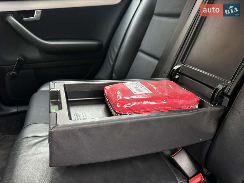 Универсал Audi A4 2004 в Сарнах