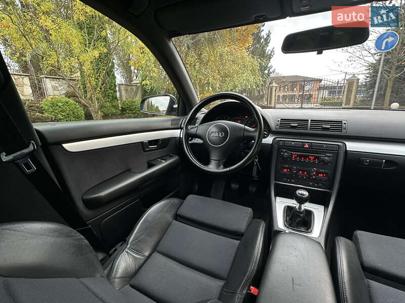 Универсал Audi A4 2004 в Сарнах