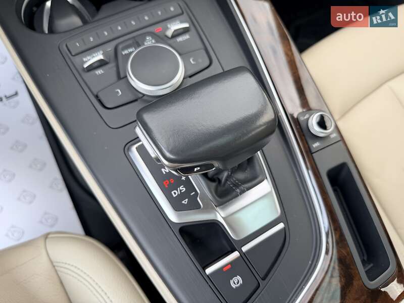 Седан Audi A4 2018 в Києві