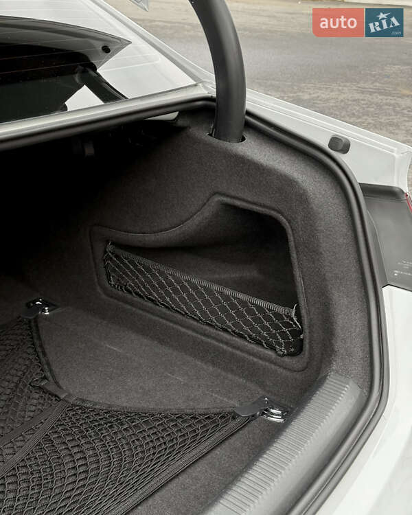 Седан Audi A4 2015 в Львові фото 41 Седан Audi A4 2015 в Львові