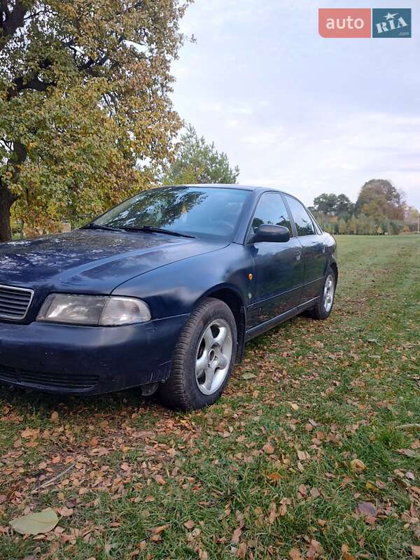 Седан Audi A4 1997 в Нововолинську фото 4 Седан Audi A4 1997 в Нововолинську
