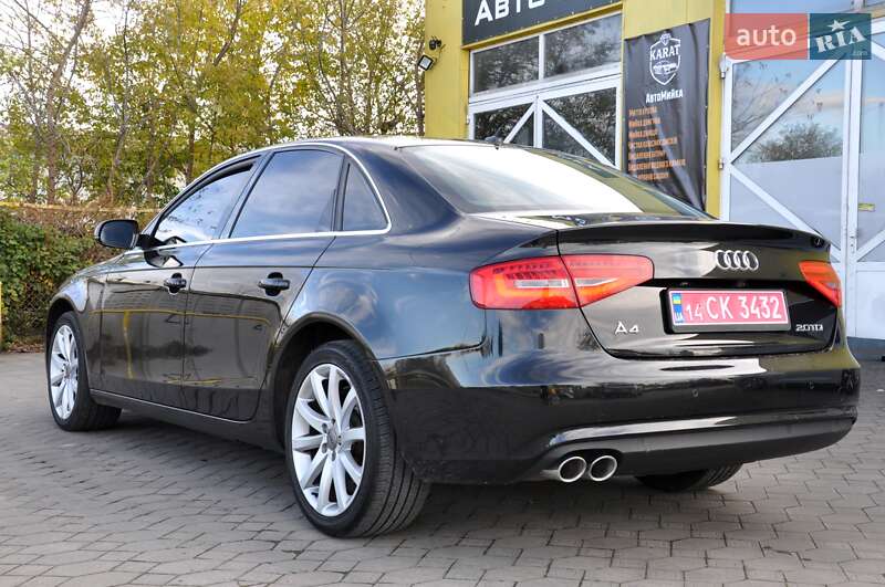 Седан Audi A4 2014 в Львові