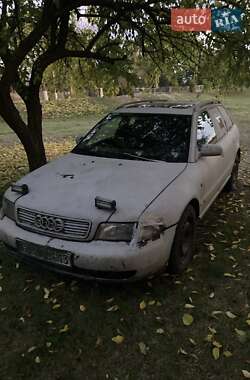 Универсал Audi A4 1998 в Запорожье