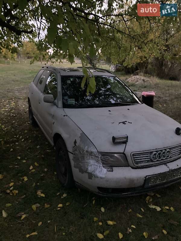 Універсал Audi A4 1998 в Запоріжжі