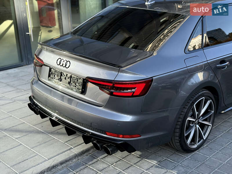 Седан Audi A4 2017 в Львові фото 12 Седан Audi A4 2017 в Львові