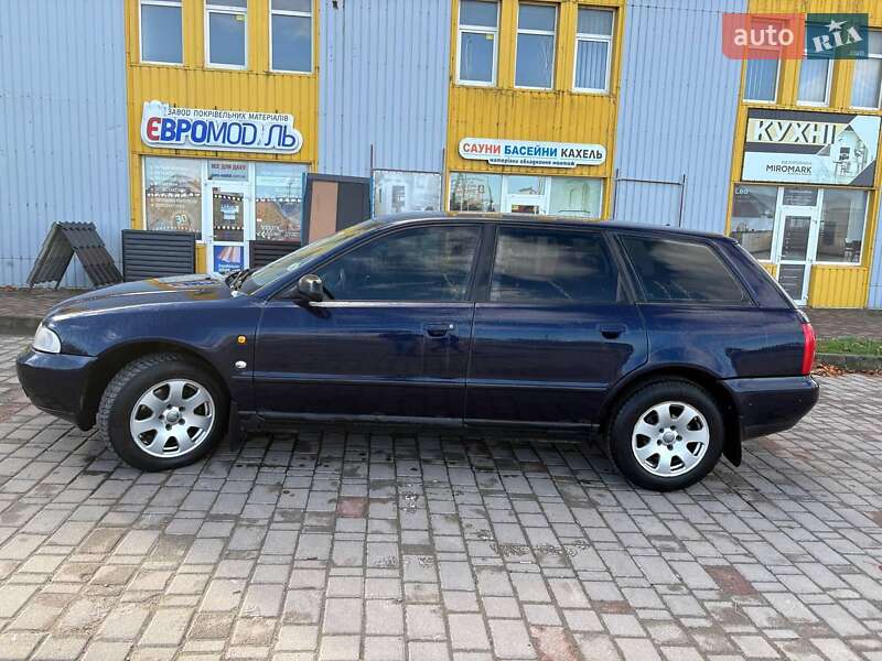 Універсал Audi A4 1997 в Івано-Франківську