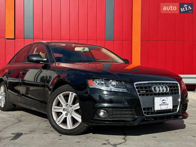 Седан Audi A4 2011 в Киеве