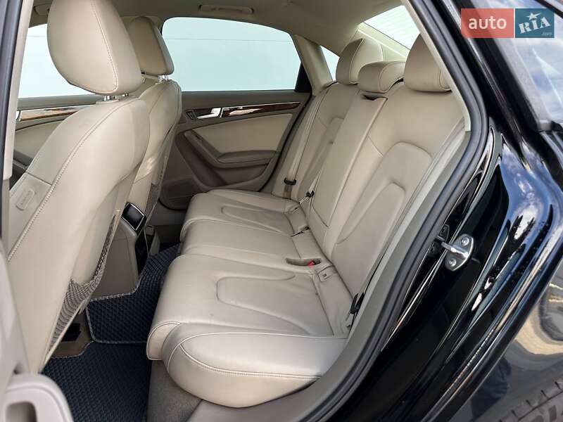 Седан Audi A4 2011 в Киеве
