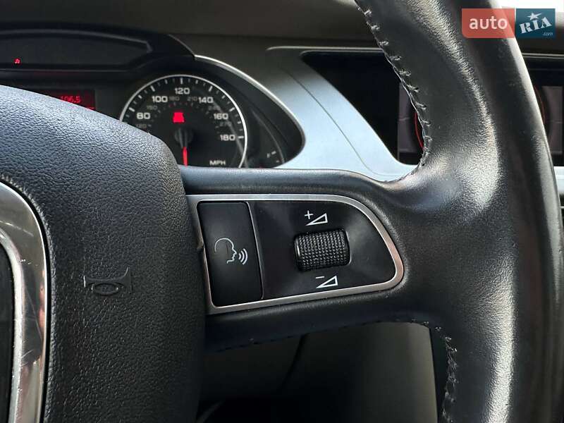 Седан Audi A4 2011 в Киеве