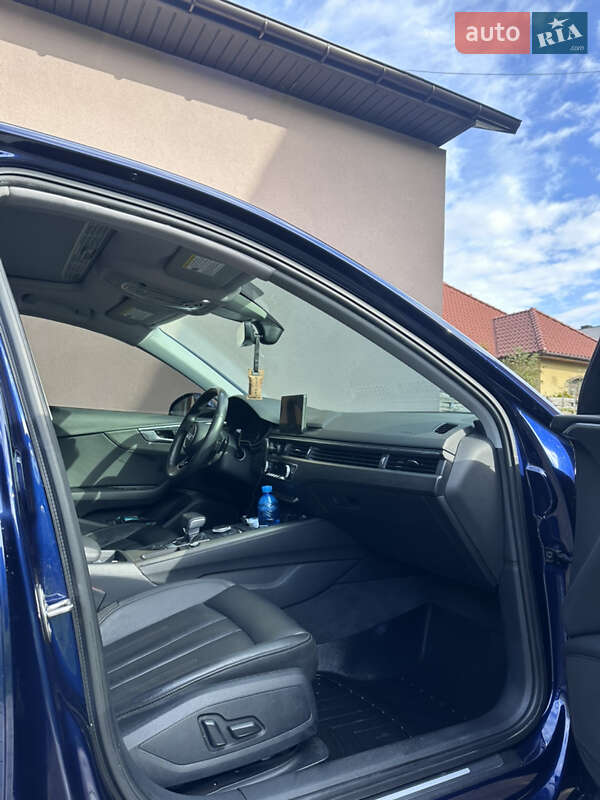 Седан Audi A4 2019 в Києві
