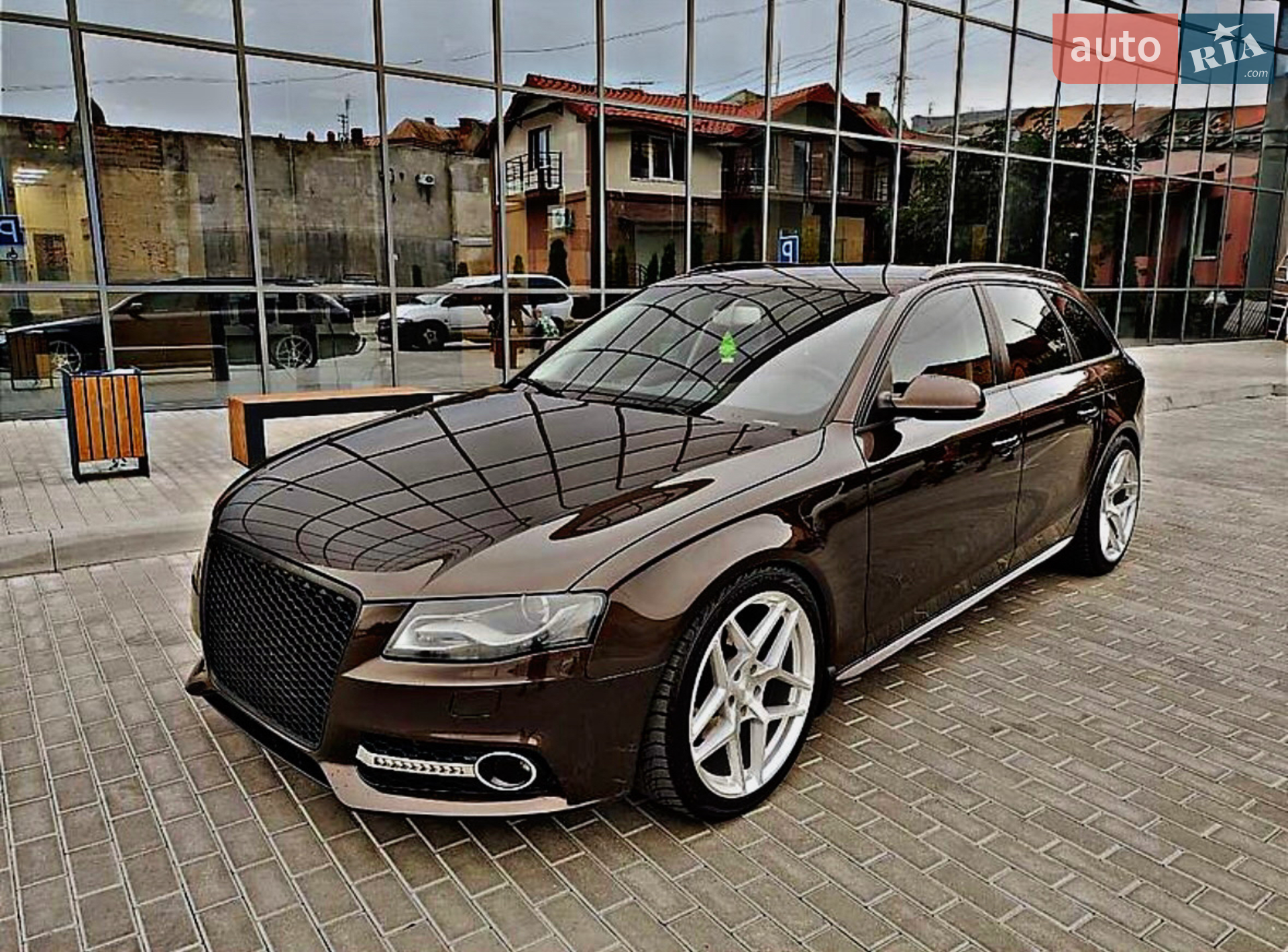 2010 Audi A4 - мініатюра 26