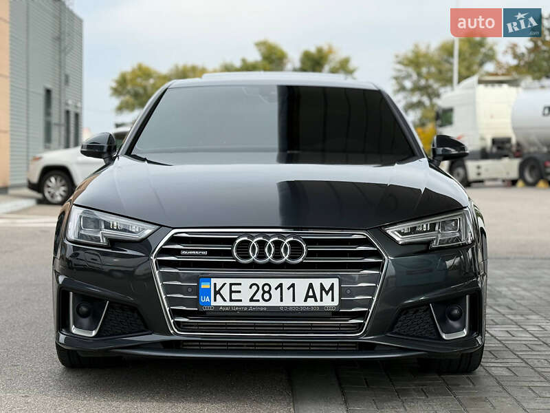 Седан Audi A4 2019 в Дніпрі