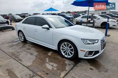Седан Audi A4 2019 в 