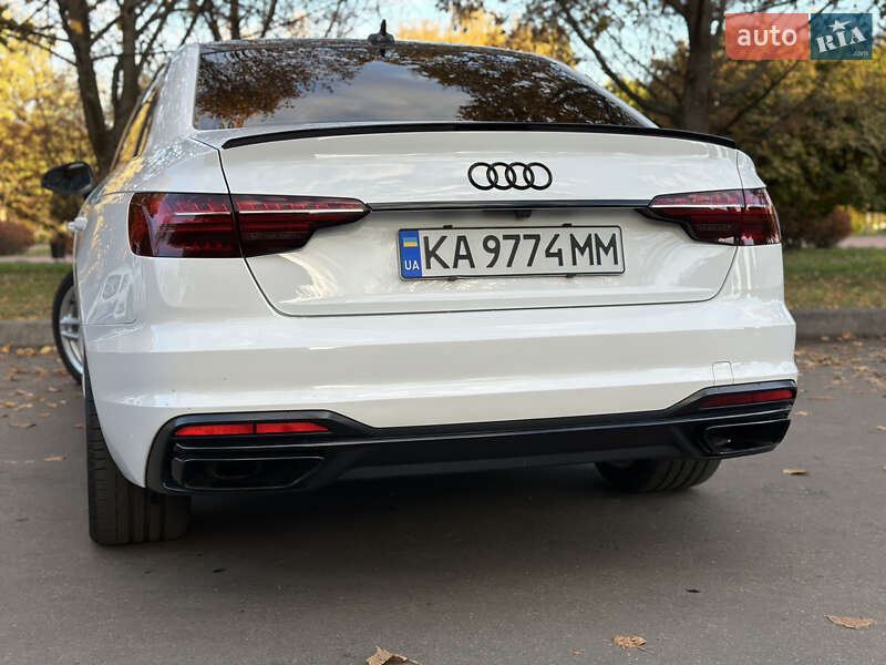 Седан Audi A4 2019 в Києві