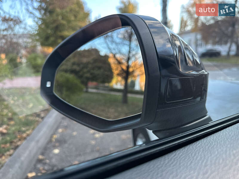 Седан Audi A4 2019 в Києві