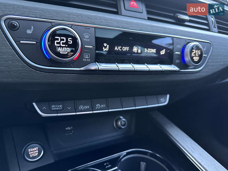 Седан Audi A4 2019 в Києві