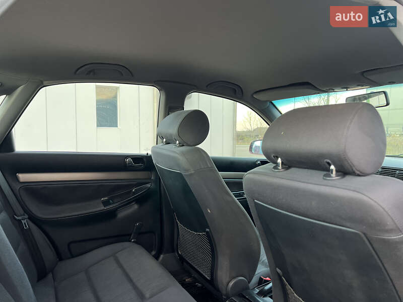 Седан Audi A4 1997 в Вашковцах фото 23 Седан Audi A4 1997 в Вашковцах
