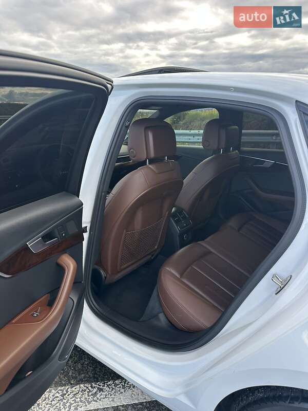 Седан Audi A4 2017 в Городку фото 20 Седан Audi A4 2017 в Городку