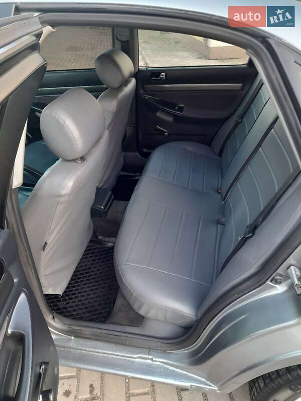 Седан Audi A4 1996 в Вінниці
