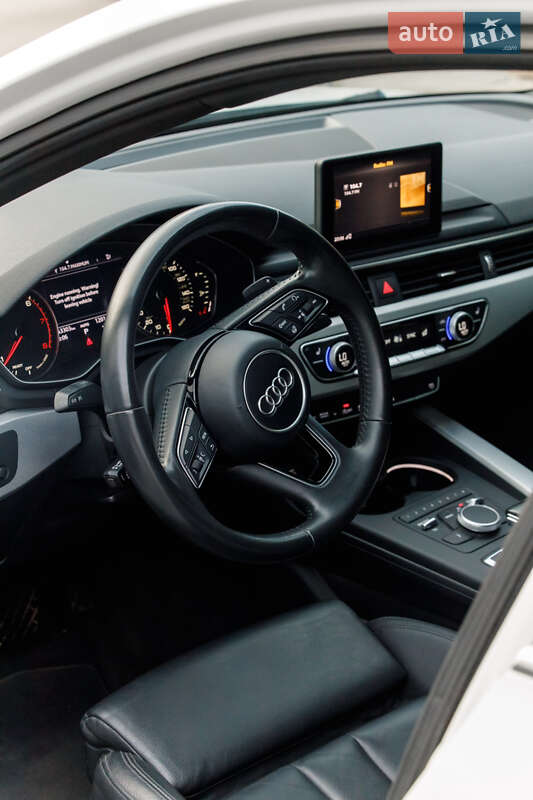 Седан Audi A4 2017 в Івано-Франківську