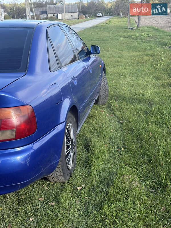 Седан Audi A4 1995 в Звягеле фото 6 Седан Audi A4 1995 в Звягеле