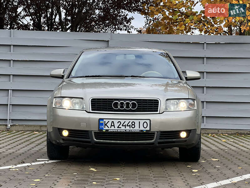 Седан Audi A4 2003 в Києві