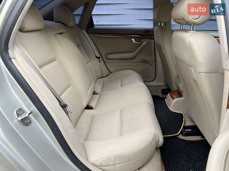Седан Audi A4 2003 в Києві