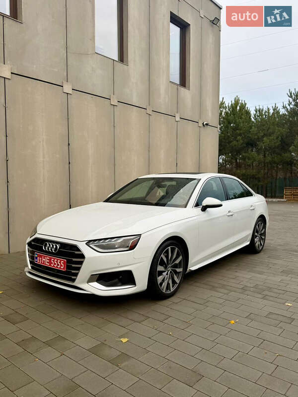 Седан Audi A4 2020 в Луцке