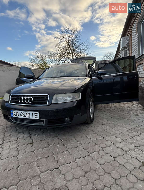 Audi A4 2004 Audi A4 2004