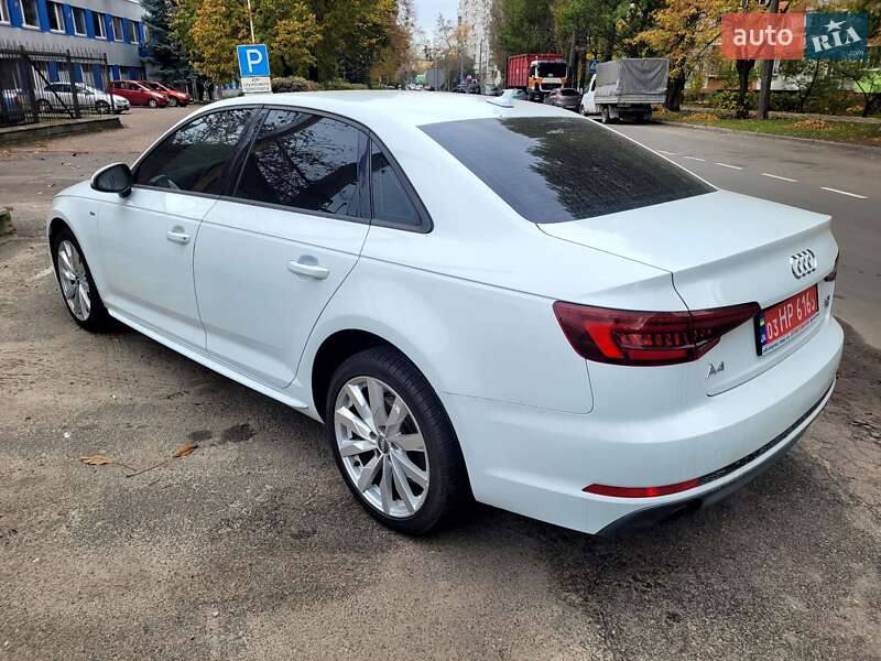 Audi A4 2018 Audi A4 2018