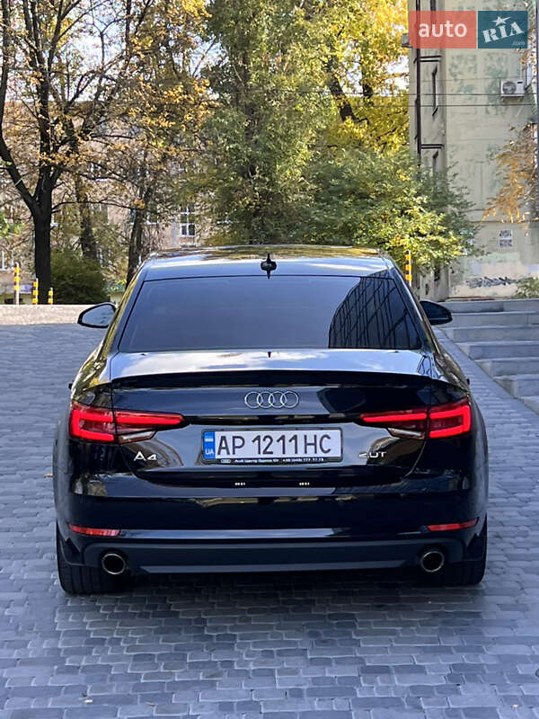 Седан Audi A4 2016 в Запоріжжі