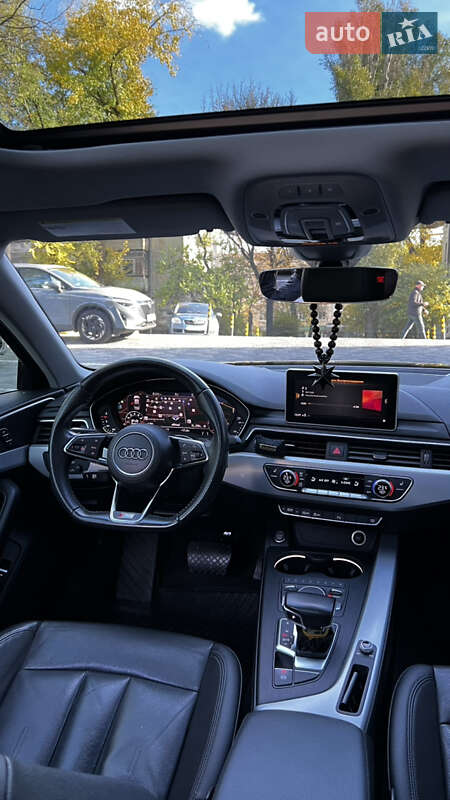 Седан Audi A4 2016 в Запоріжжі